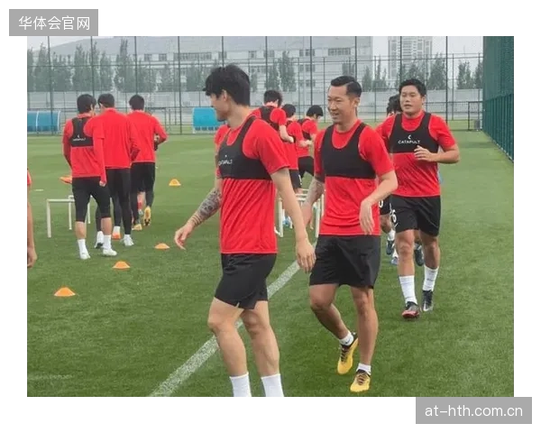 马什的战术体系要求全队投入逼抢，这将极大消耗加拿大球员的体能储备。